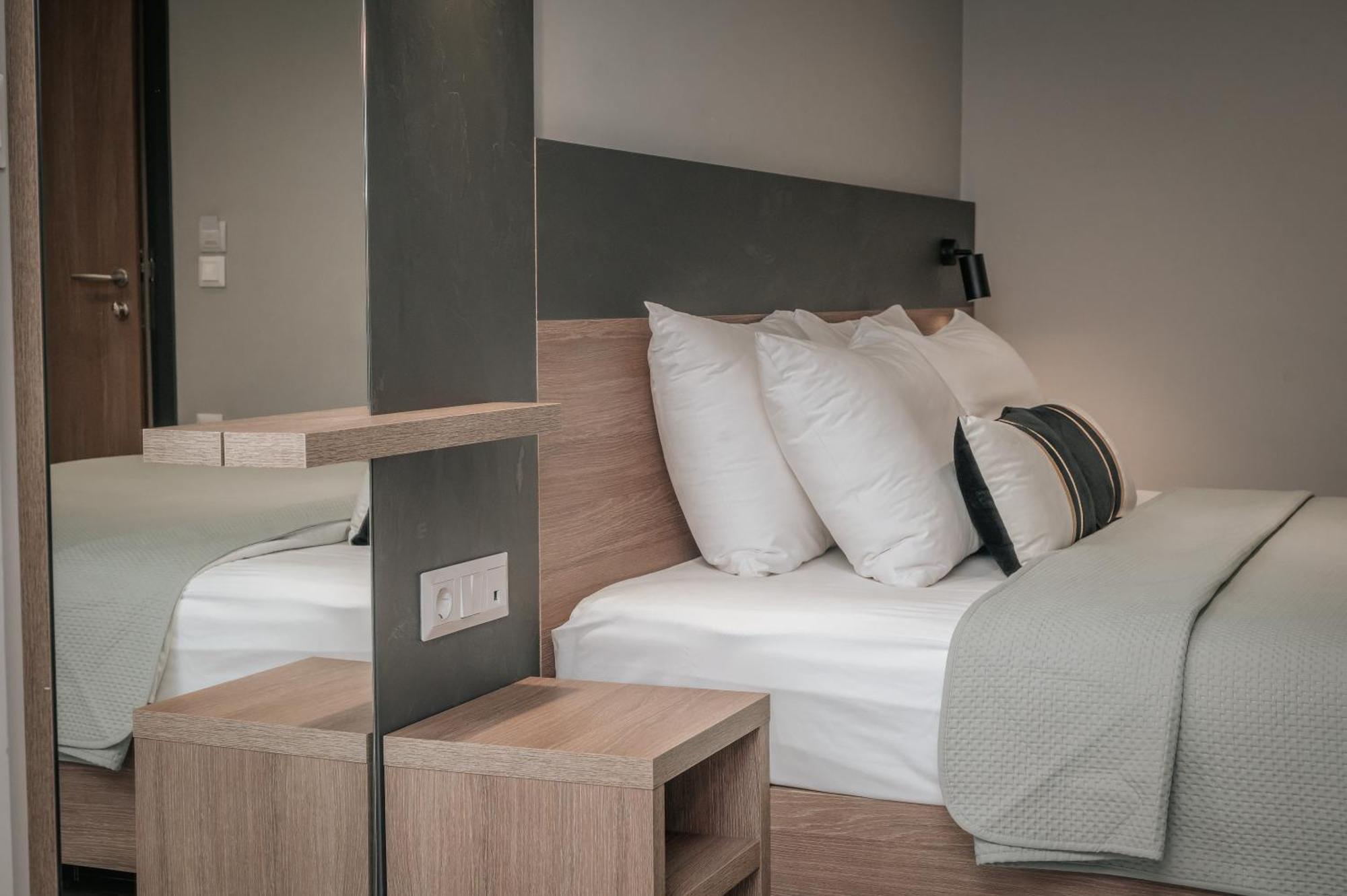 Elizabeth Queen Luxury Rooms Paralía Zewnętrze zdjęcie